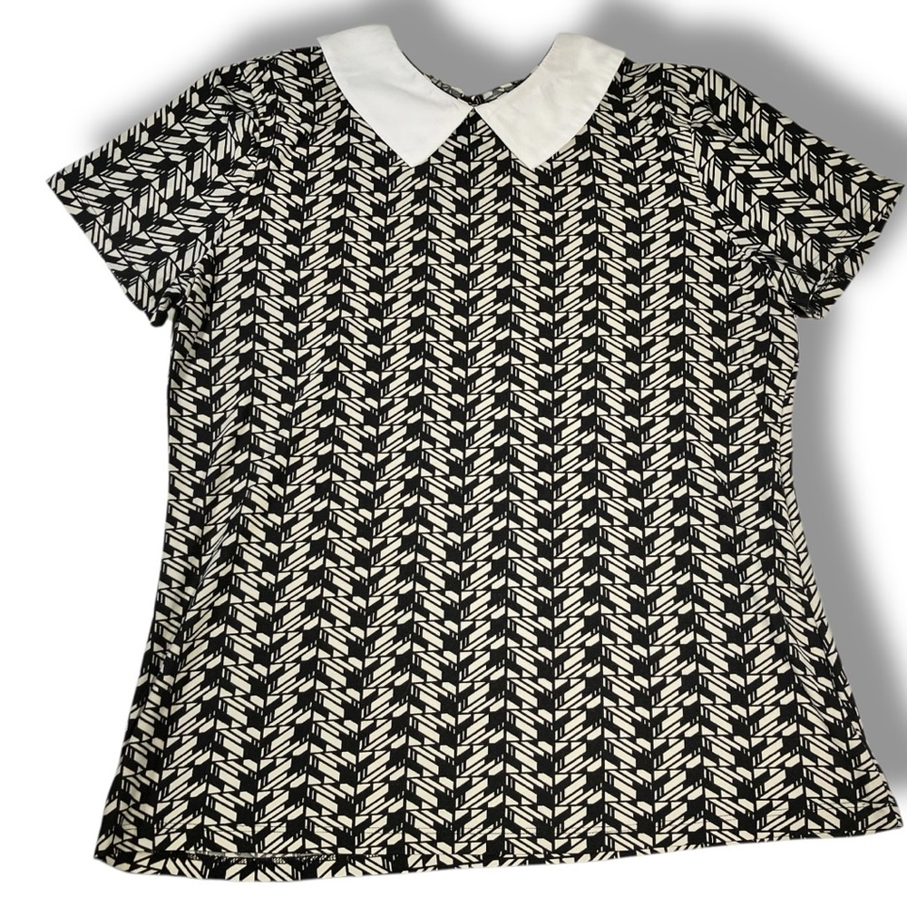 TAG women’s short sleeve shirt with shirt collar